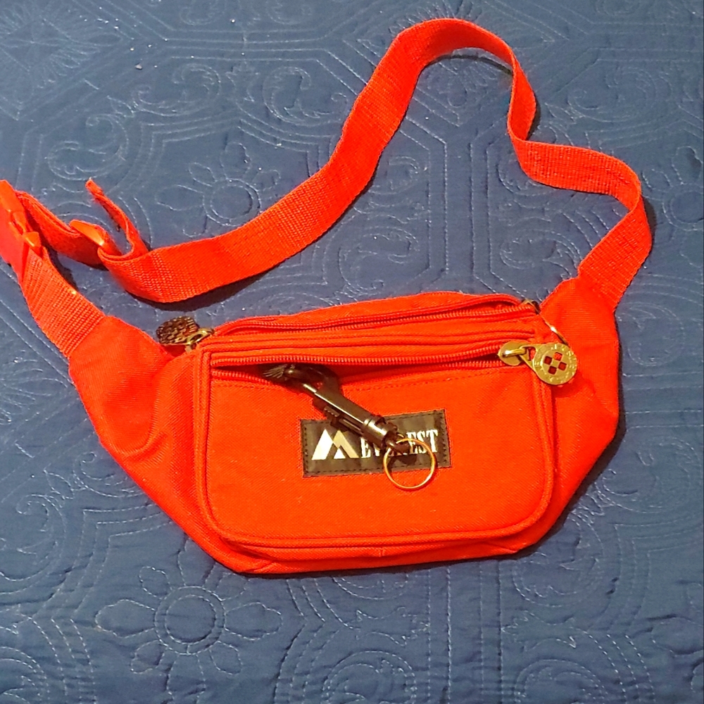 Everest Fanny Pack--Red